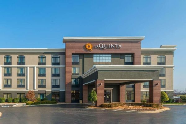 La Quinta Inns and Suites Clarksville